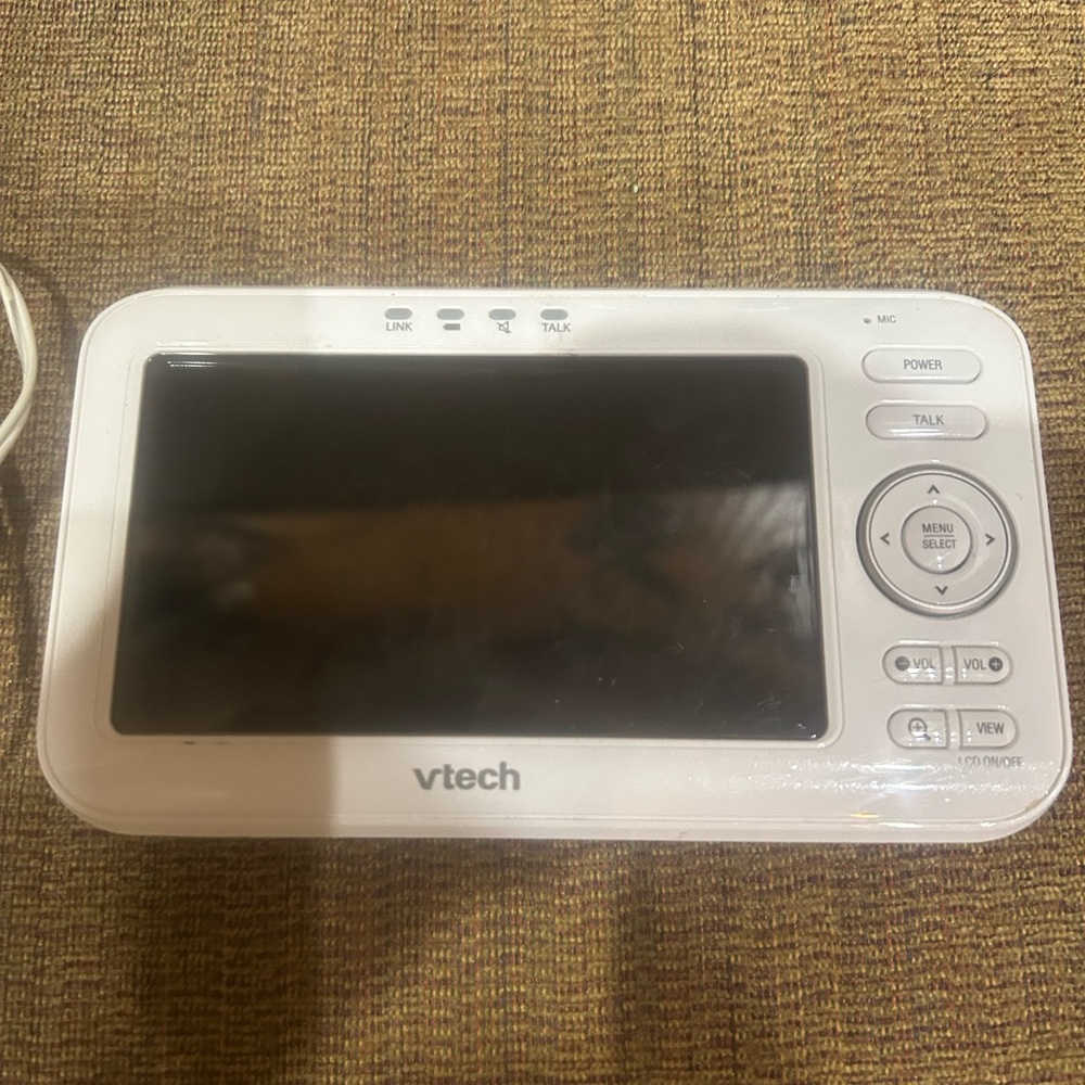 VTech Baby Monitor with Camera - Picture 2 of 6
